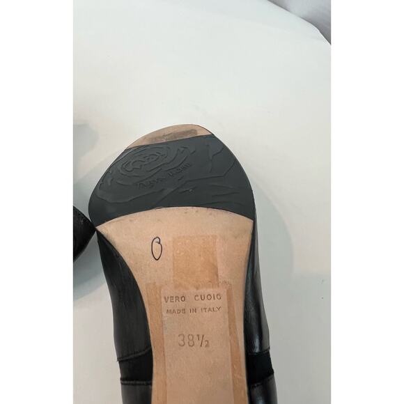 Taryn Rose Women’s Leather Black Stretch Slip On Shoes Italy  38.5 (8)US - Picture 8 of 9